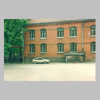 105-1036 Tapiau 1992. Die Mittelschule von Tapiau. Blick auf die Hofseite.jpg